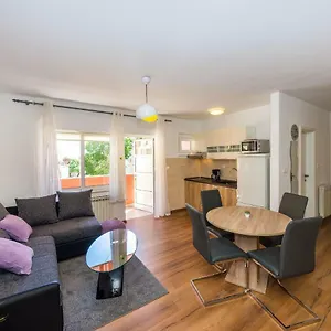 Simoni Zd Apartamento